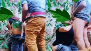 Indian viral mms video newly sexy married tourist couple sex in public place